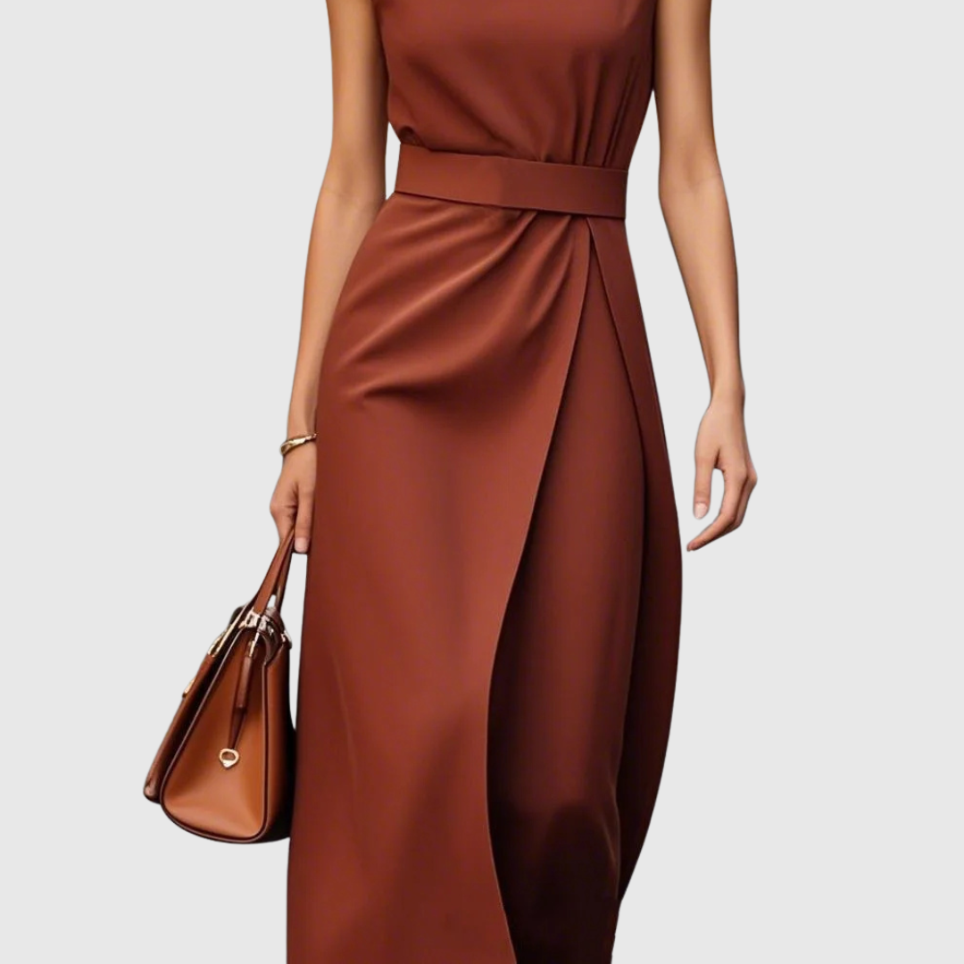 Clarimond: Timeless, Elegant Round-Neck Dress