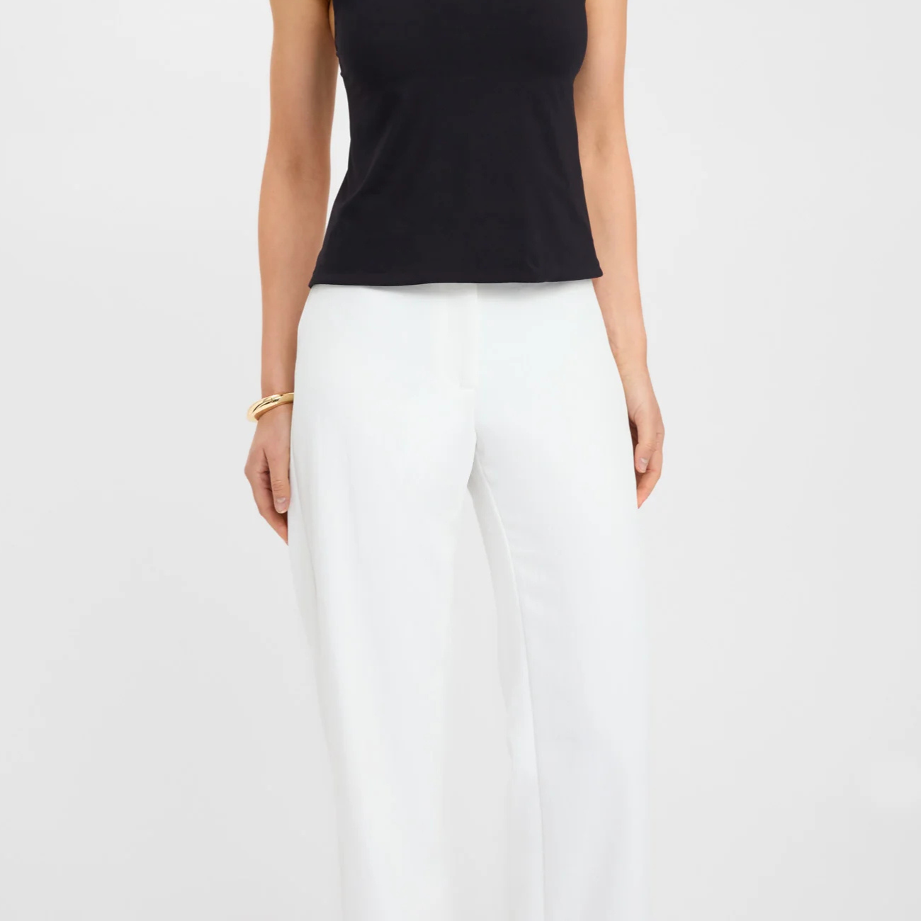 Sculpt Halter Top | Open Back Sculpted Fit