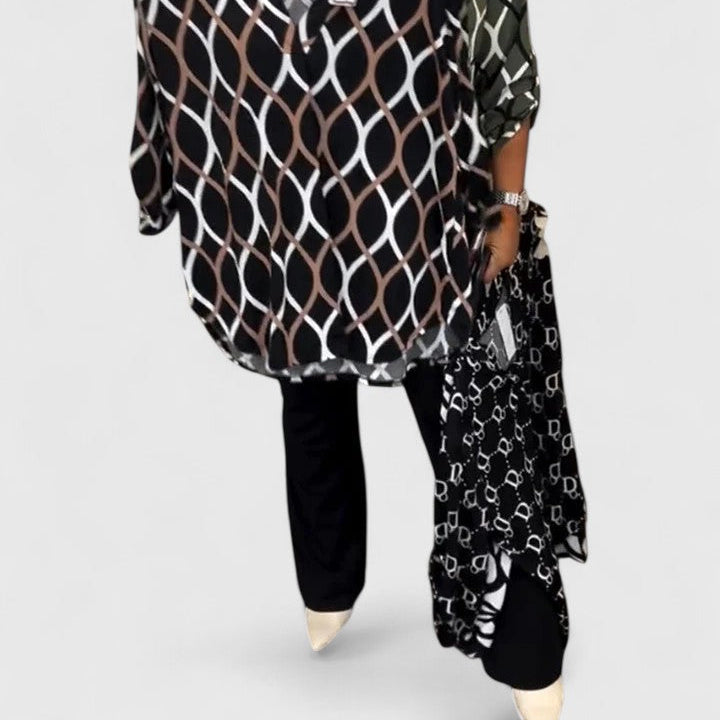 Ella: Effortlessly Chic and Sophisticated Blouse