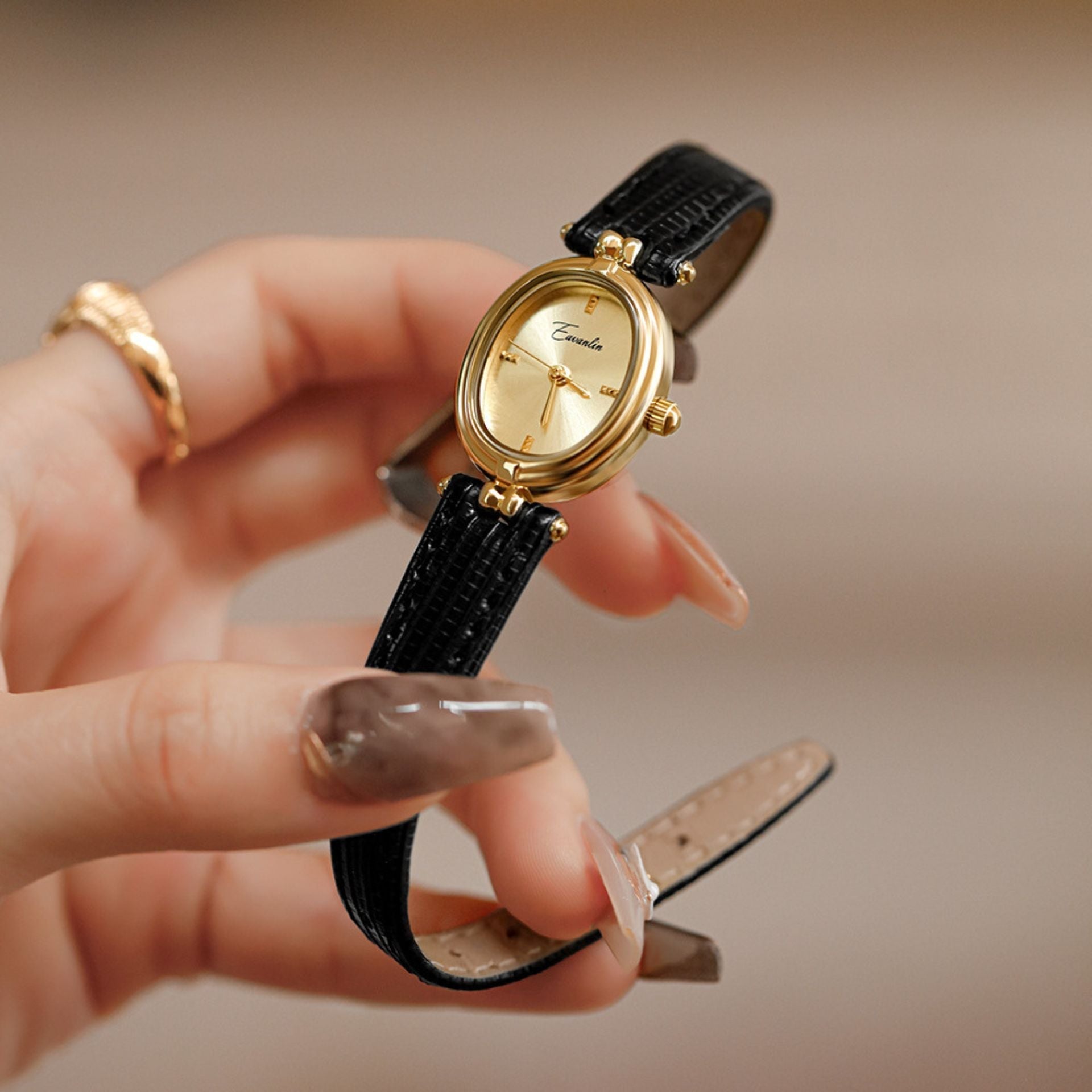 Elegant Classic Design Smith Watch