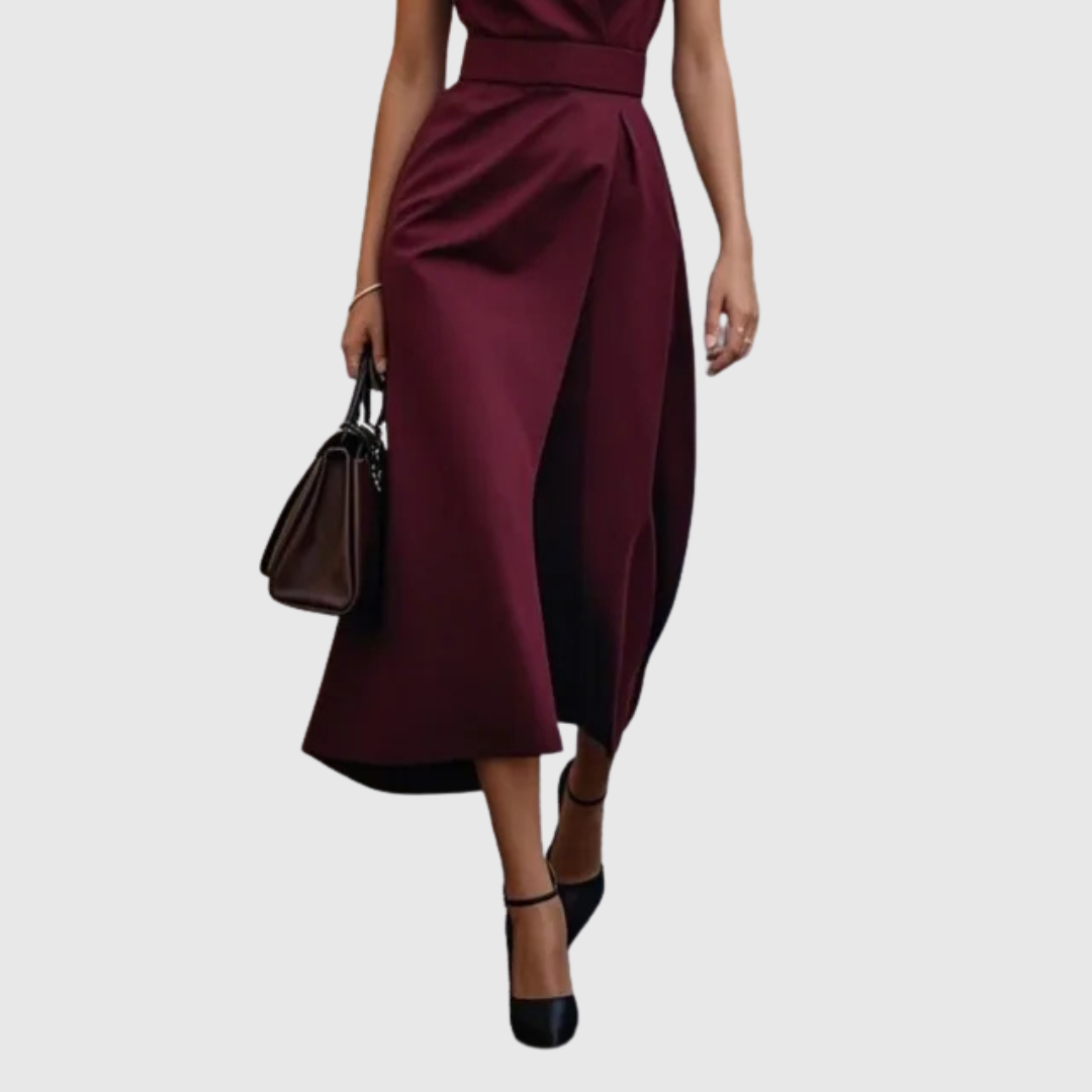 Clarimond: Timeless, Elegant Round-Neck Dress