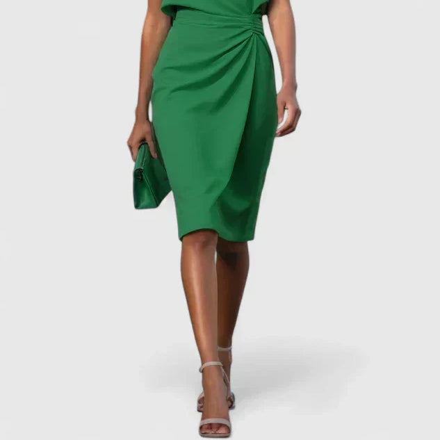 Lisandrah | A Sophisticated Dress for Timeless Elegance