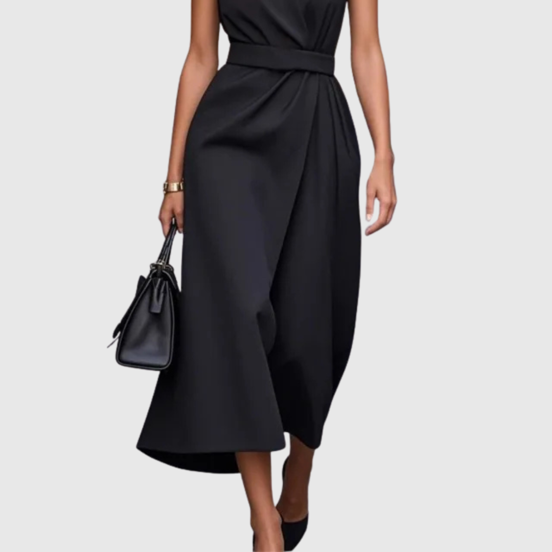 Clarimond: Timeless, Elegant Round-Neck Dress