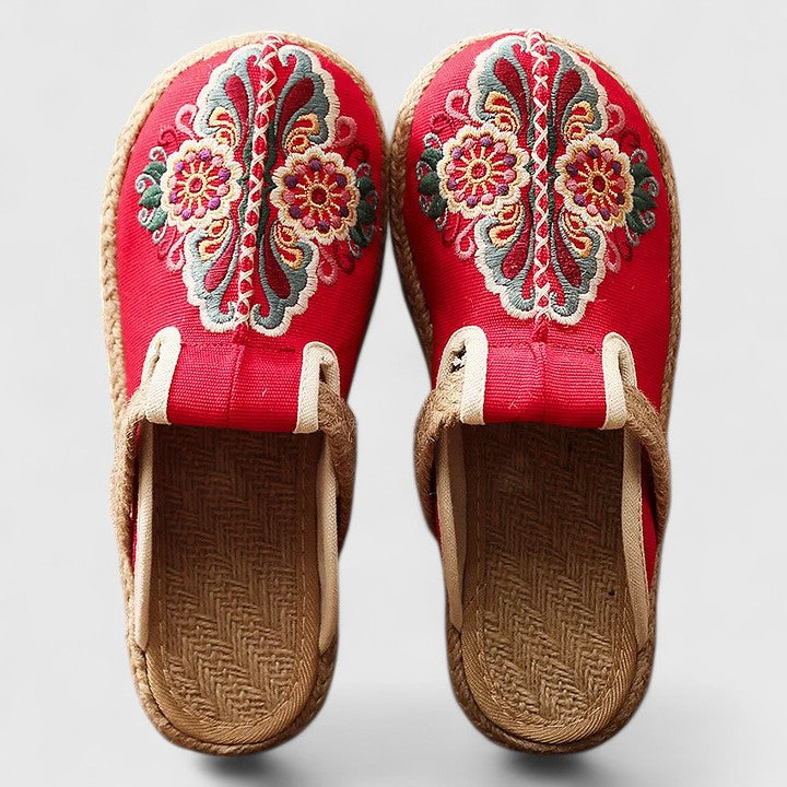 Marousse Cozy Floral Slippers — Handmade Comfort for Everyday Relaxation