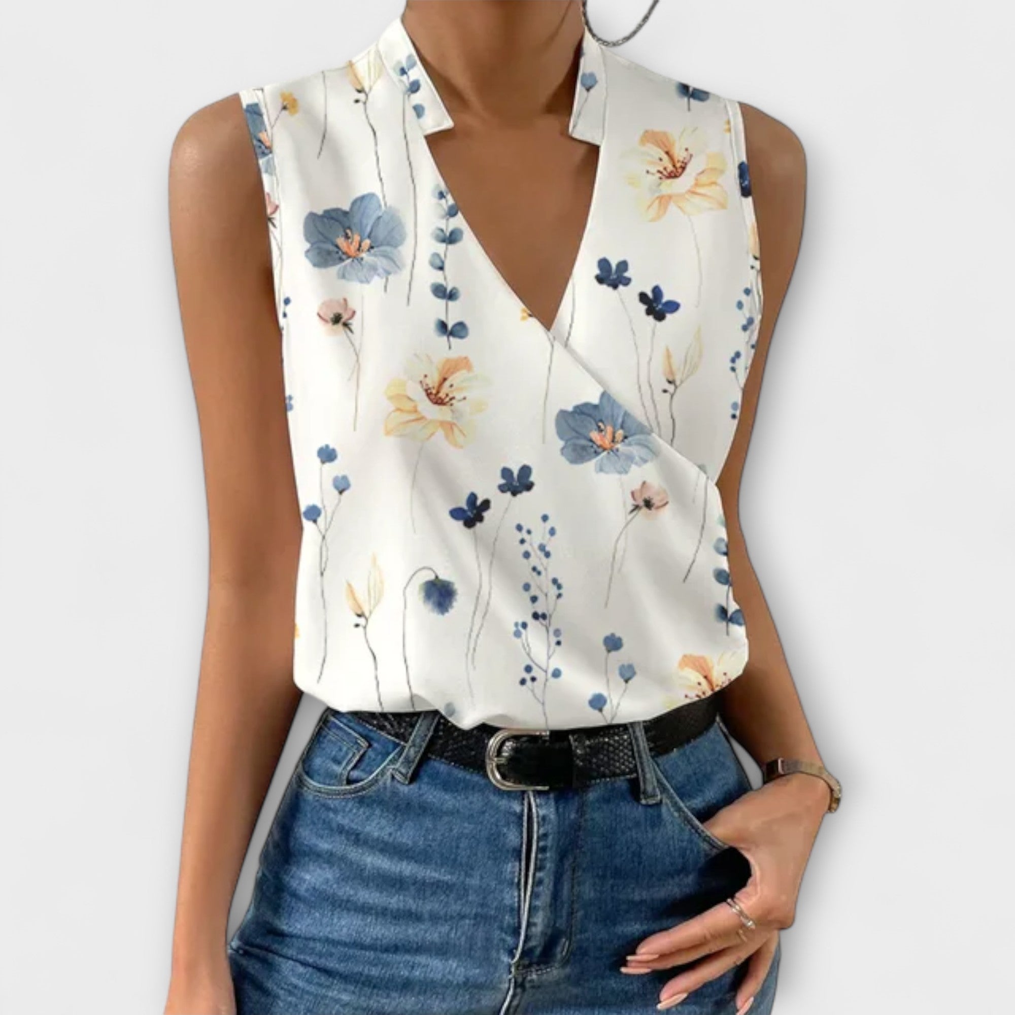 Loretta | Timeless V-Neck Blouse for Effortless Elegance
