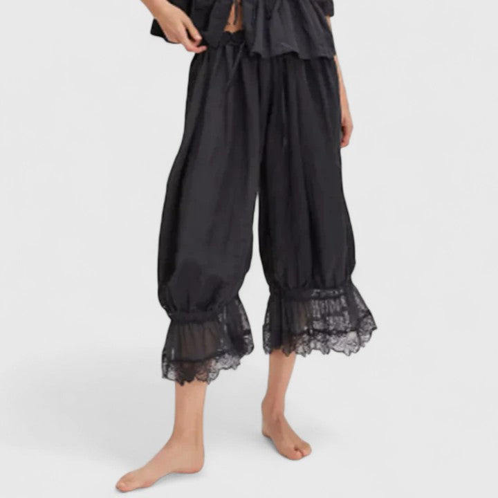 Relaxed Fit Pants – All-Day Comfort