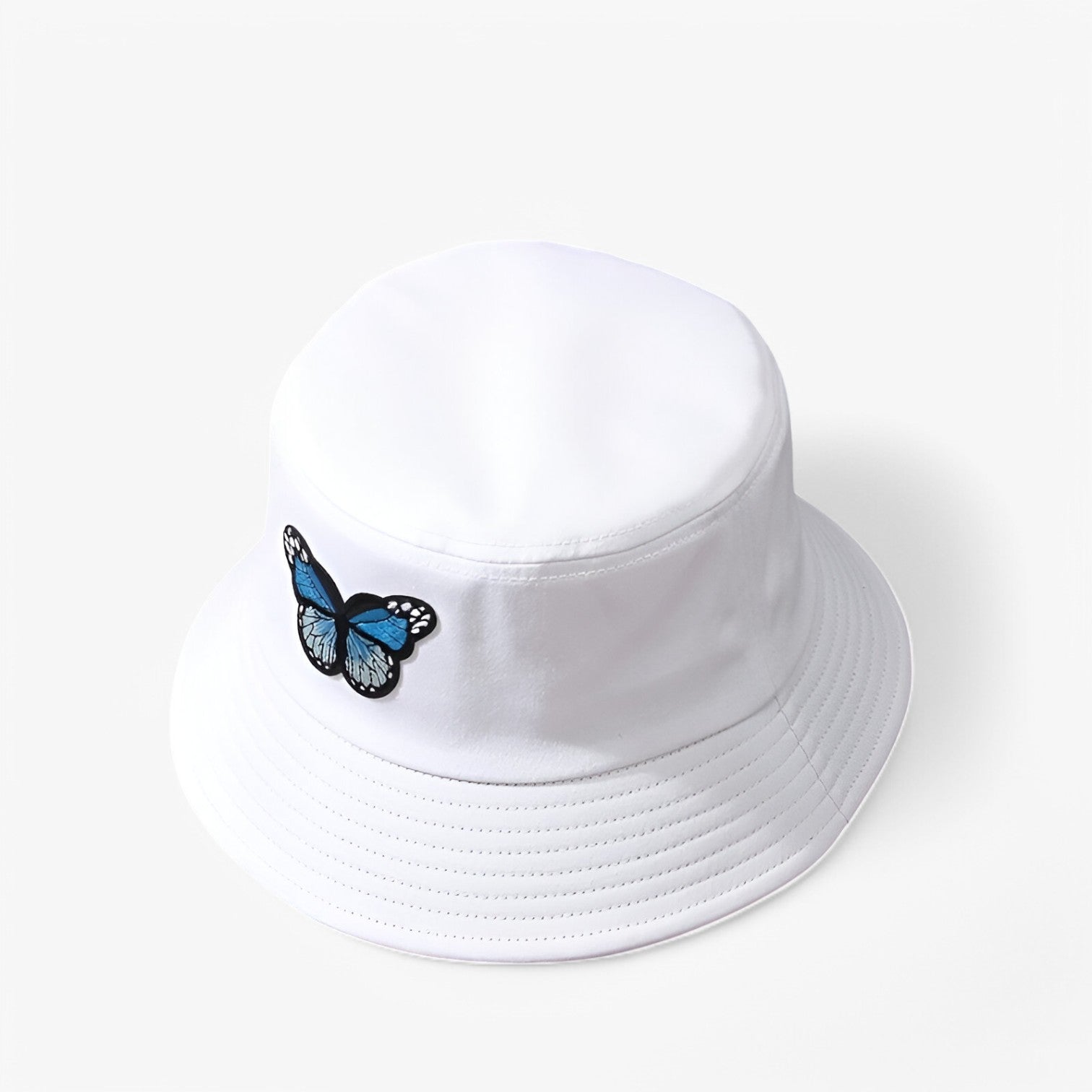 Brenda | Stylish sun protection with a butterfly accent