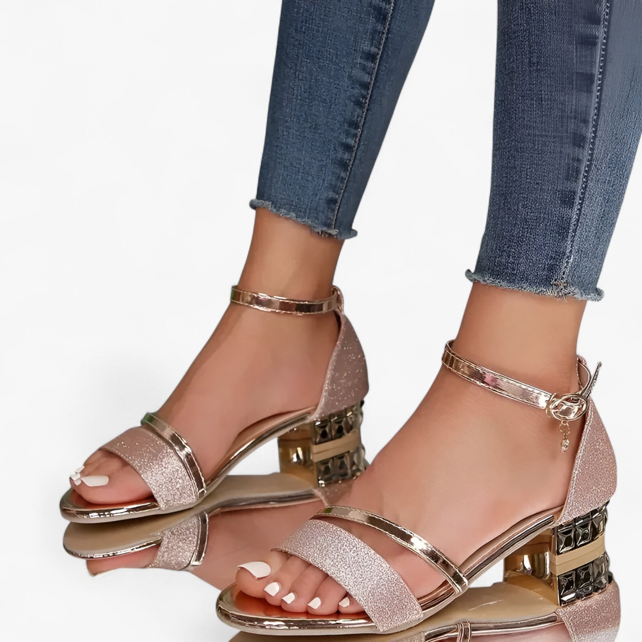 Hazel | Women's sandal with a block heel, glittering ankle strap and metal finish