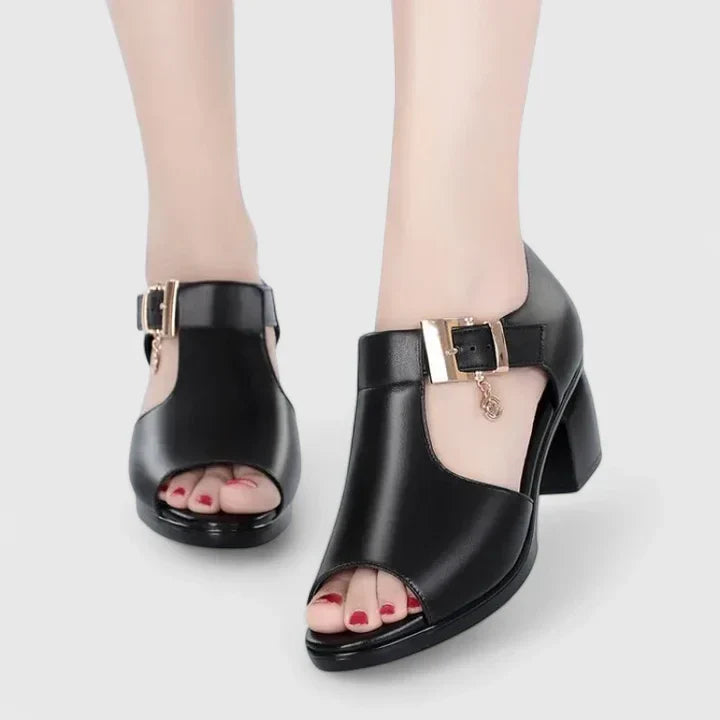 Lyzanne | Timeless Chic Elegance Sandals for Effortless Style