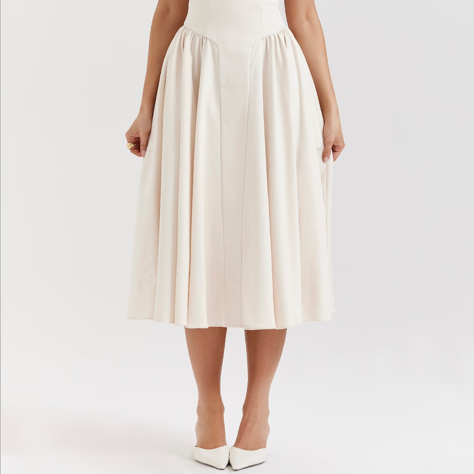 Briallen Fresh Structured Dress - Sleek, Modern Silhouette
