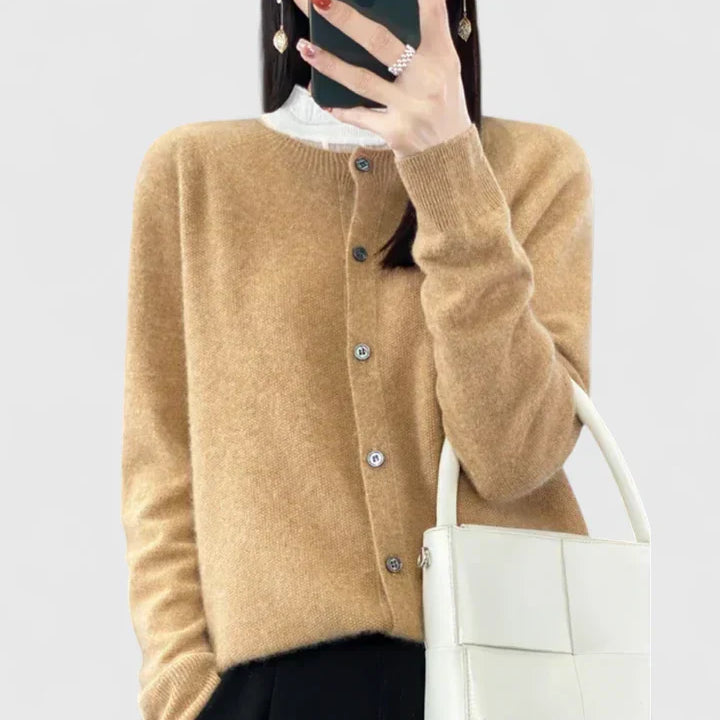 Cozy Cardigan - Ultra-Soft, All-Day Comfort