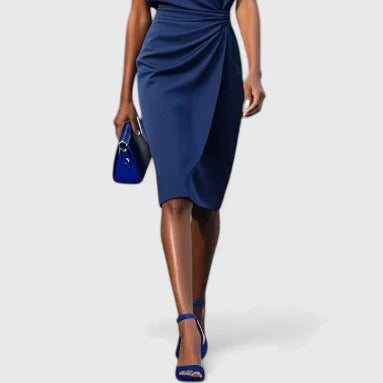 Lisandrah | A Sophisticated Dress for Timeless Elegance
