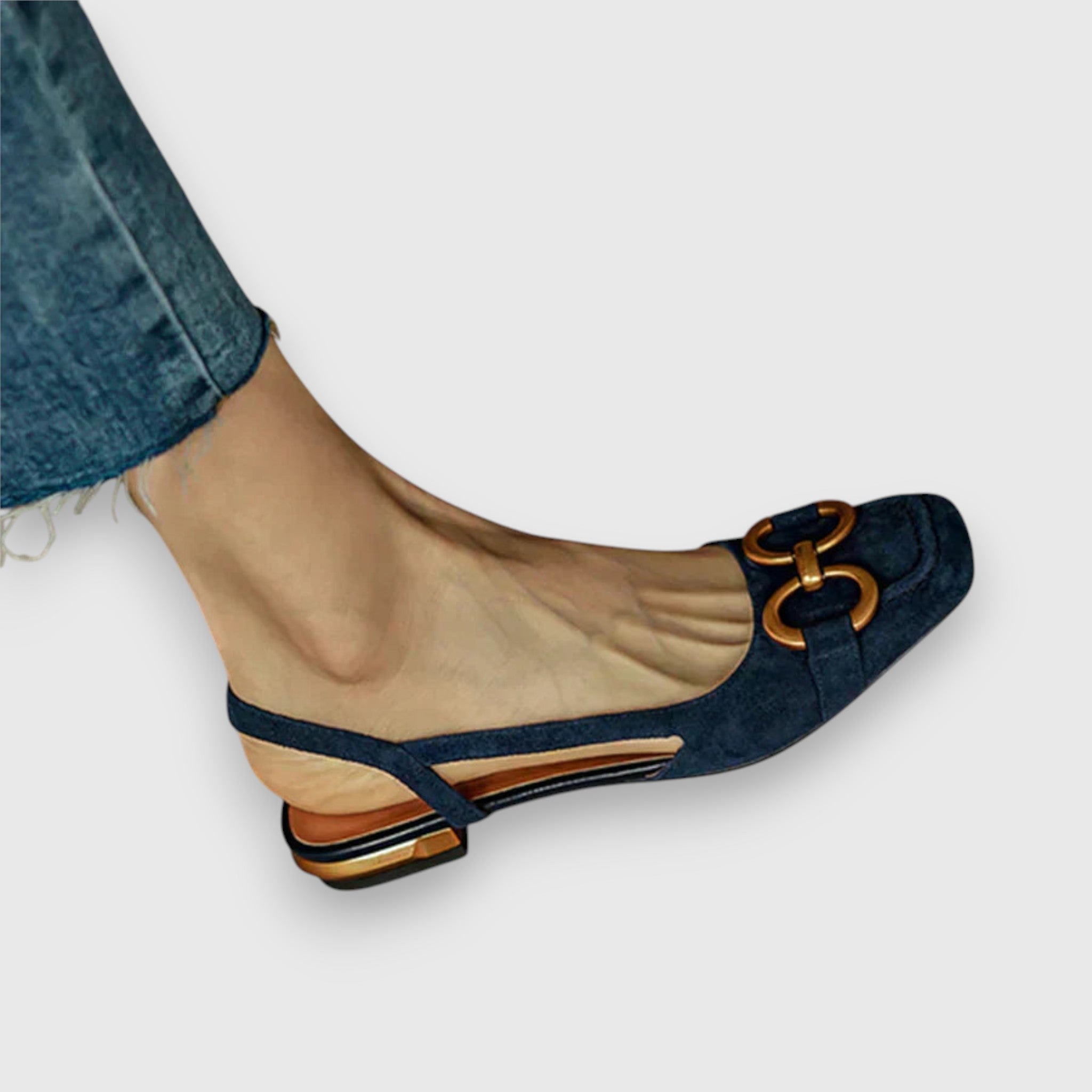 Demyra | Ultra-Comfort Sandals for All-Day Comfort