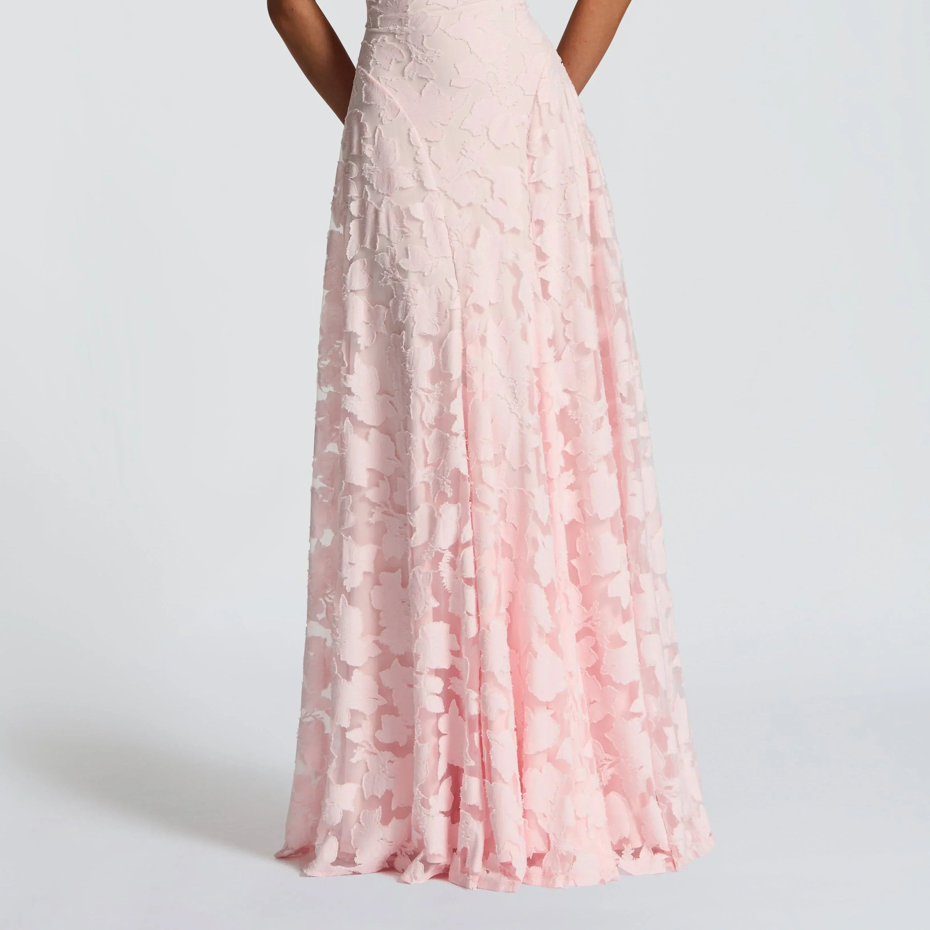 Elegant Lace Corset Maxi Dress – Timeless Glamour in a Flattering Silhouette