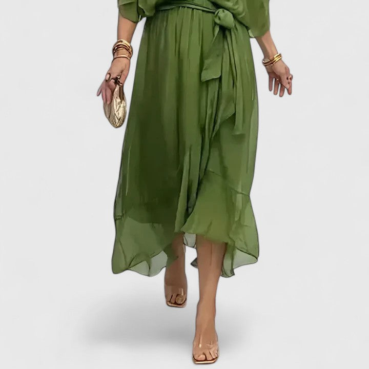 Nada | Sophisticated V-Neck Dress for Timeless Elegance