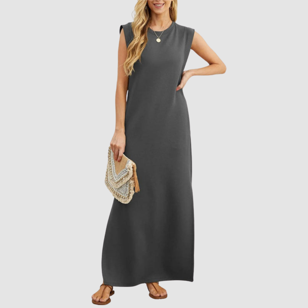 Elegant Maxi Dress - Timeless Glamour in a Flowing Silhouette