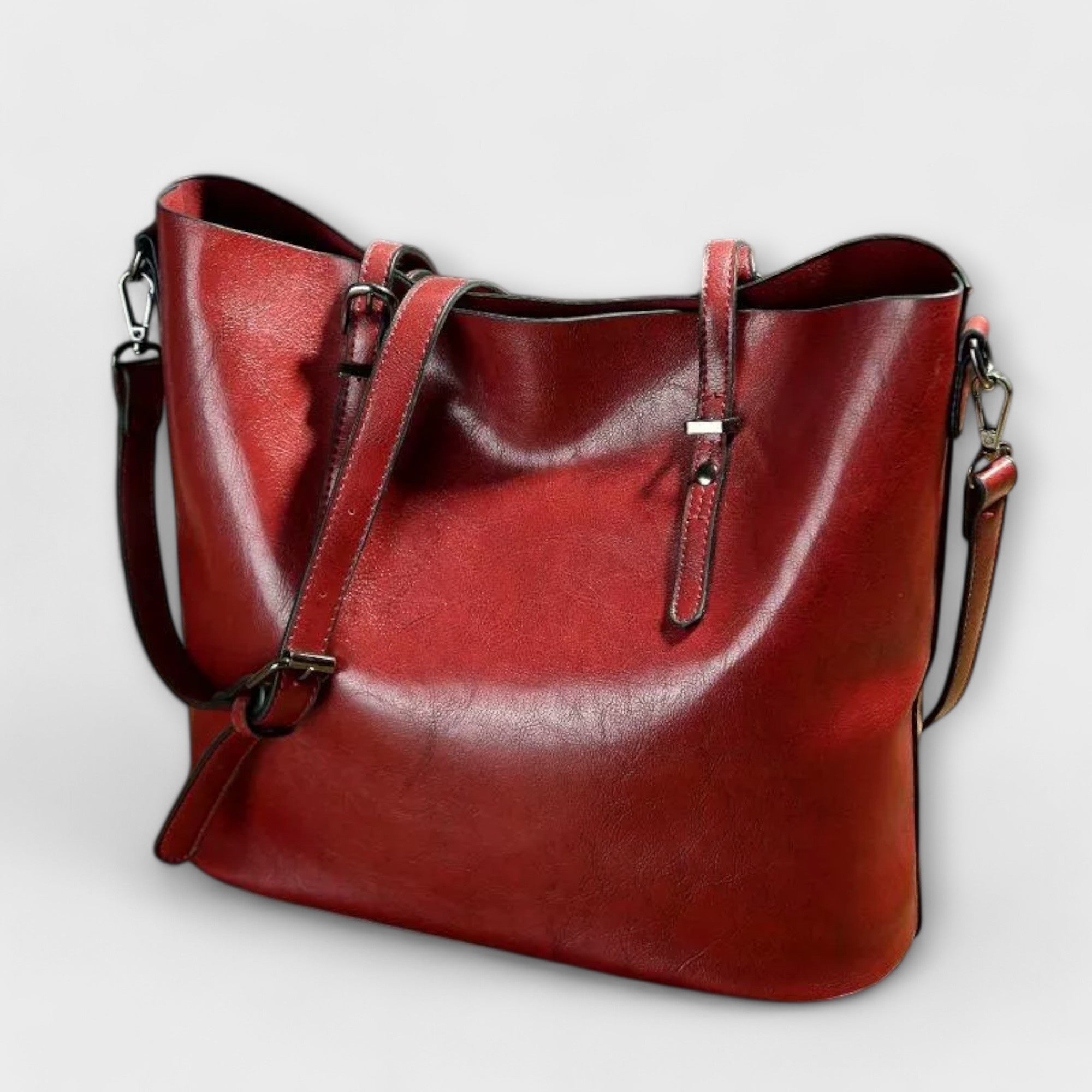 Olivia Vintage Shoulder Bag – Timeless Elegance for Everyday Carry
