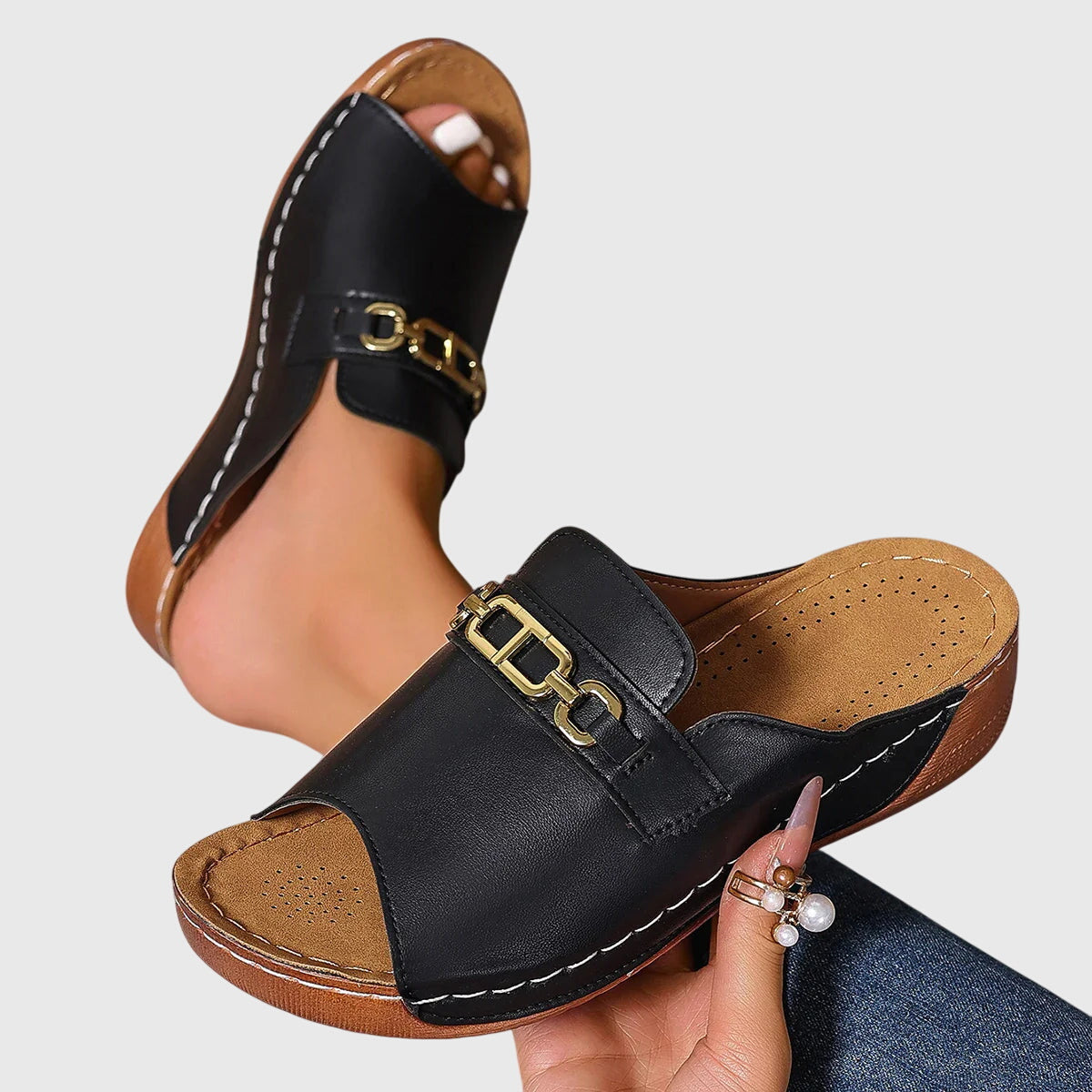 Kimberly™ Cloud-Soft Cozy Sandals