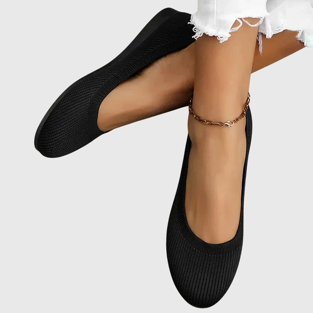 Mia: Ultra-Breathable, Non-Slip Shoes for Everyday Comfort