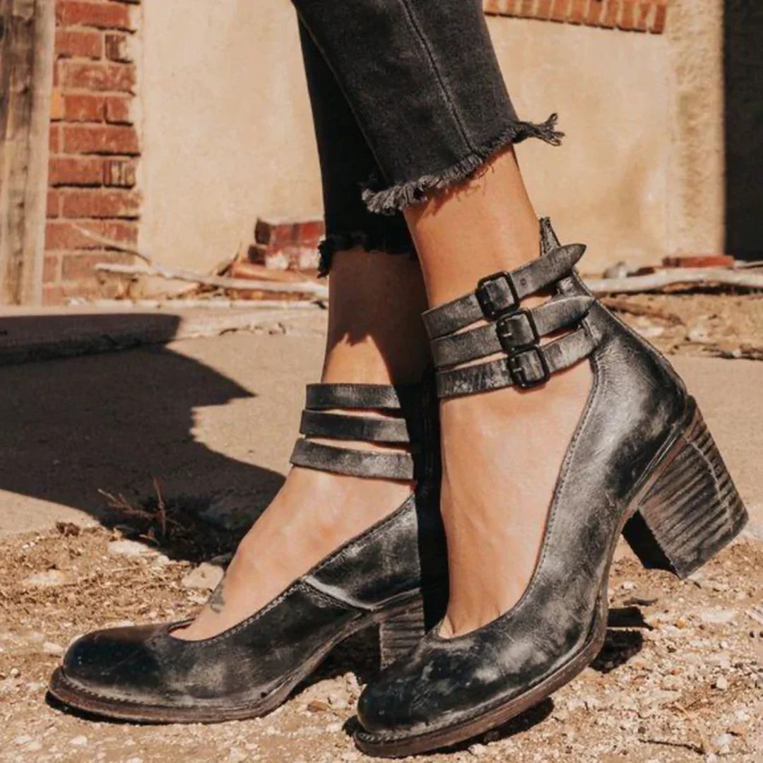 Elegant and comfortable Eliza ankle boots for a sophisticated style