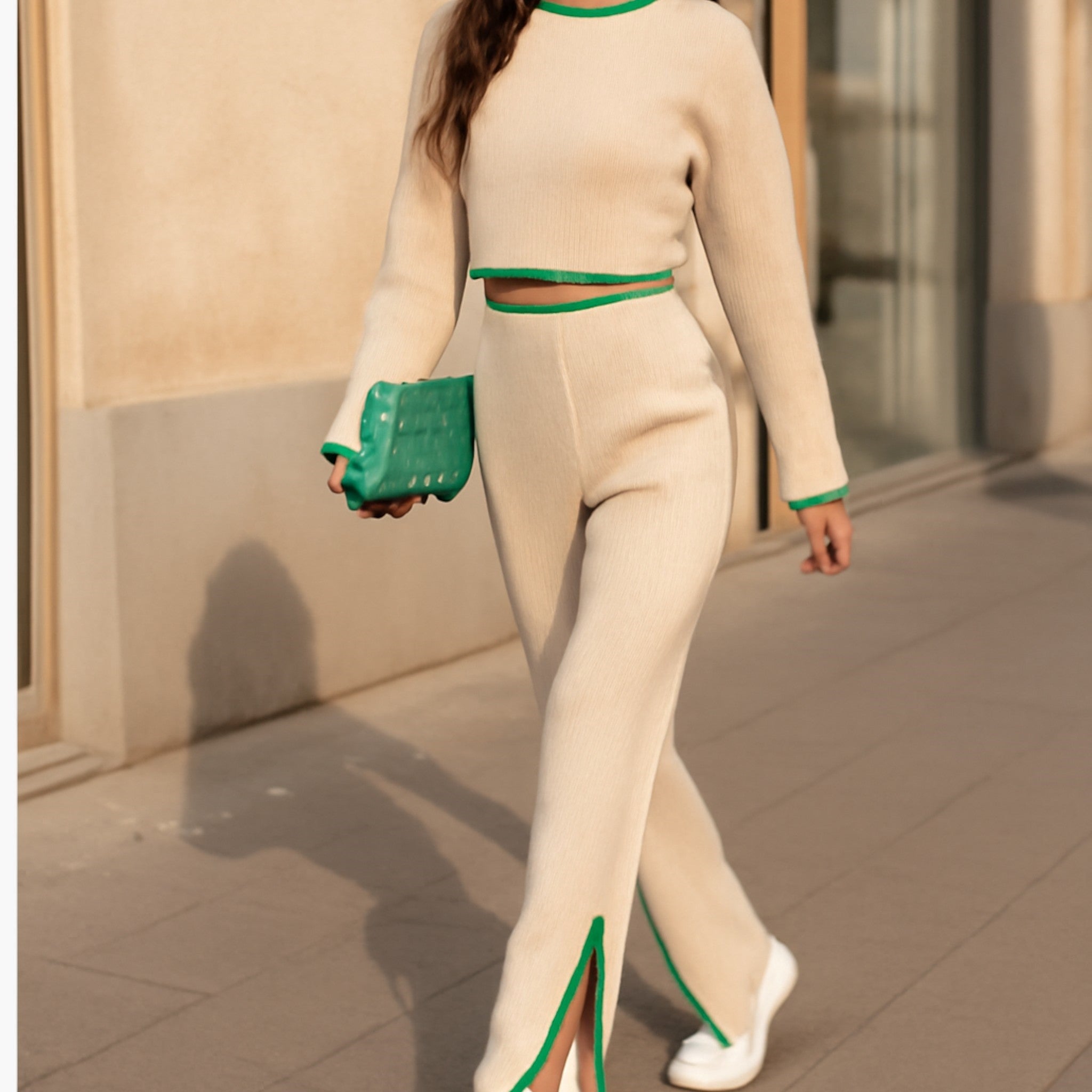 Hannah | 2-piece ribbed lounge set with contrast details