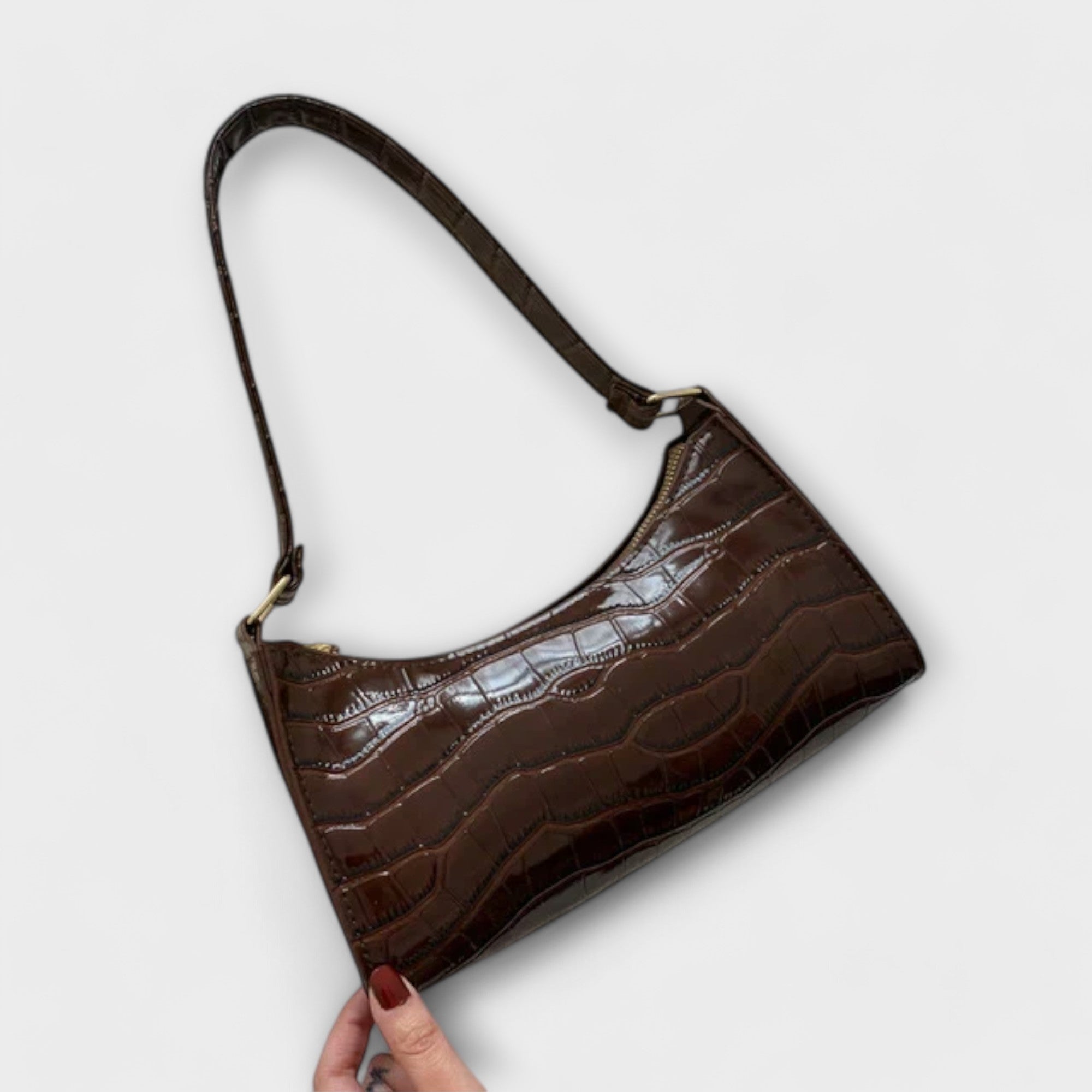 Olivia - Gleaming Leather Bag
