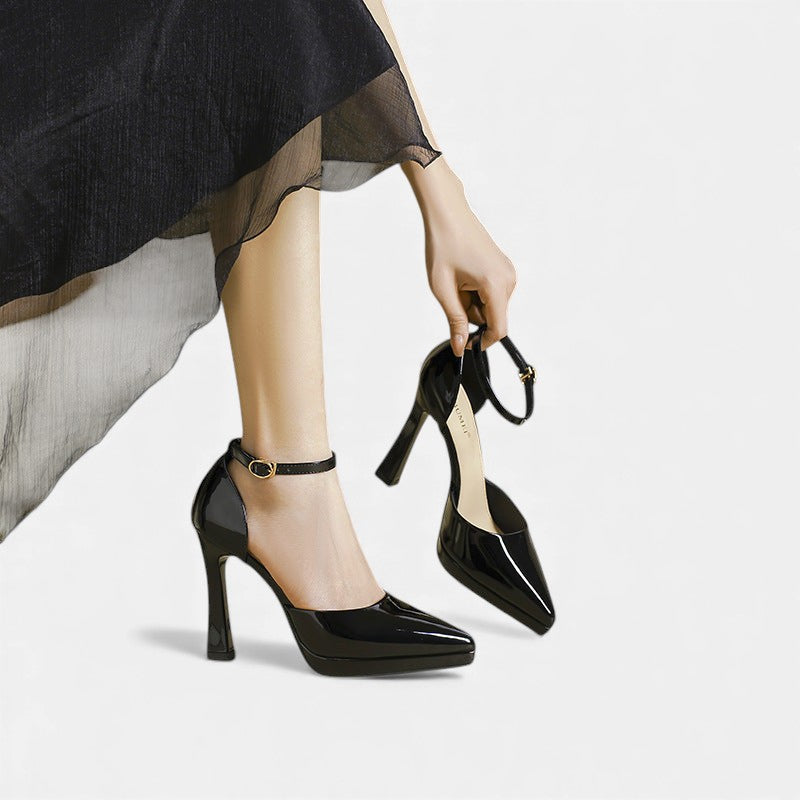 Heels - Elegant, Timeless Leather Footwear