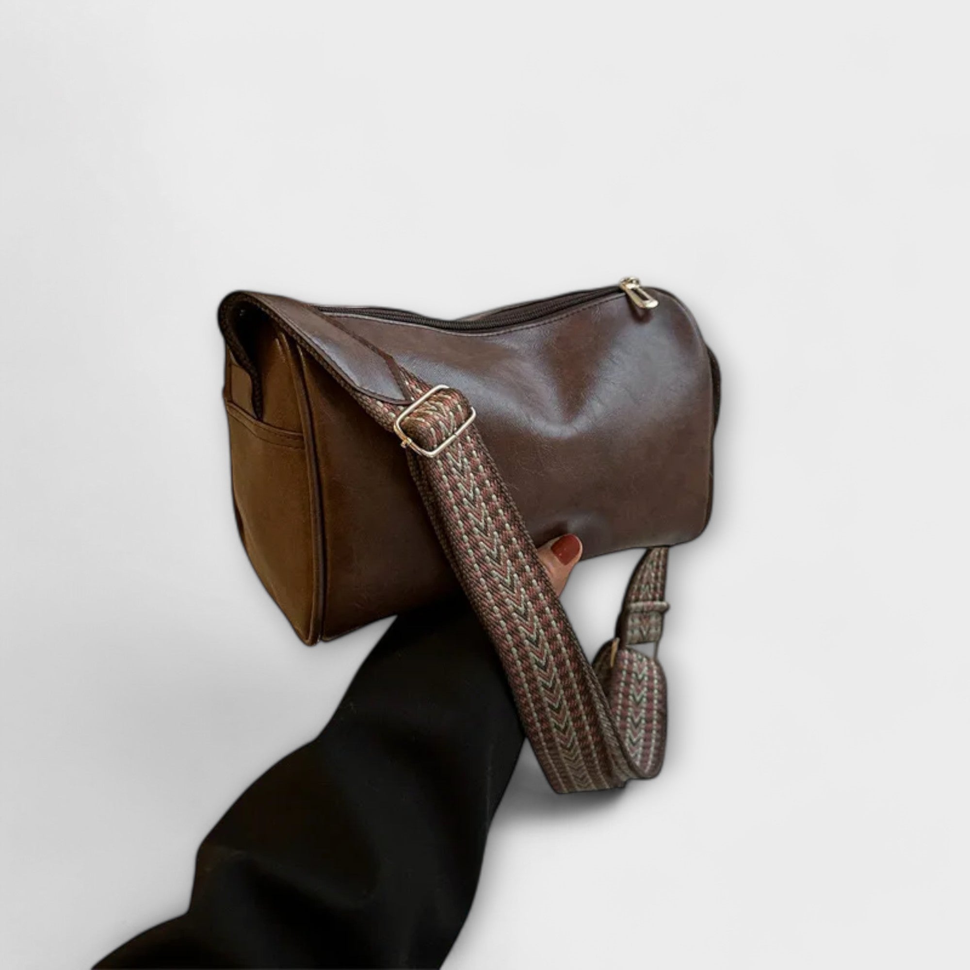Olivia - Timeless Vintage Crossbody Bag