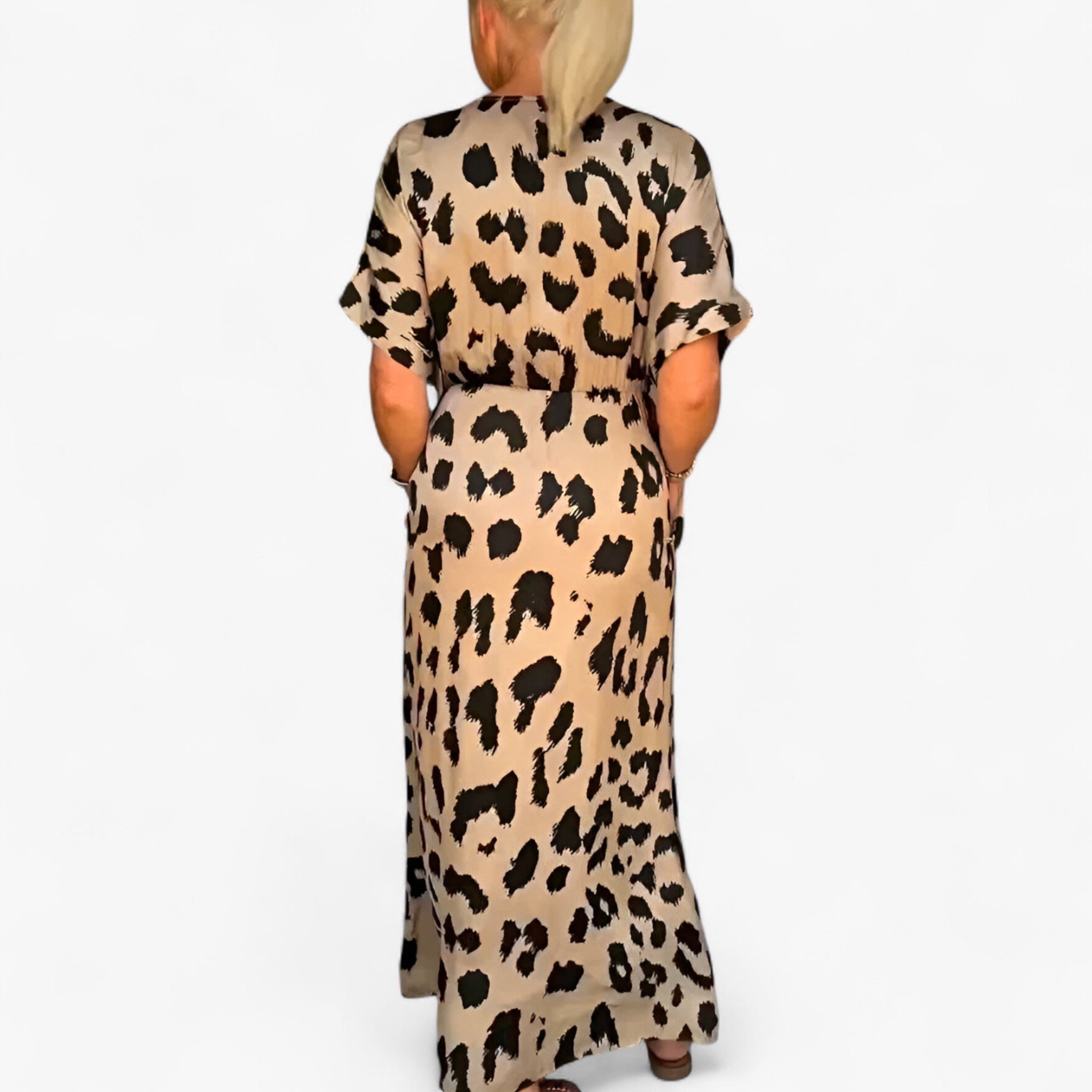 Carmen | Women's Leopard Print Maxi Dress – Elegant, flattering and comfortable