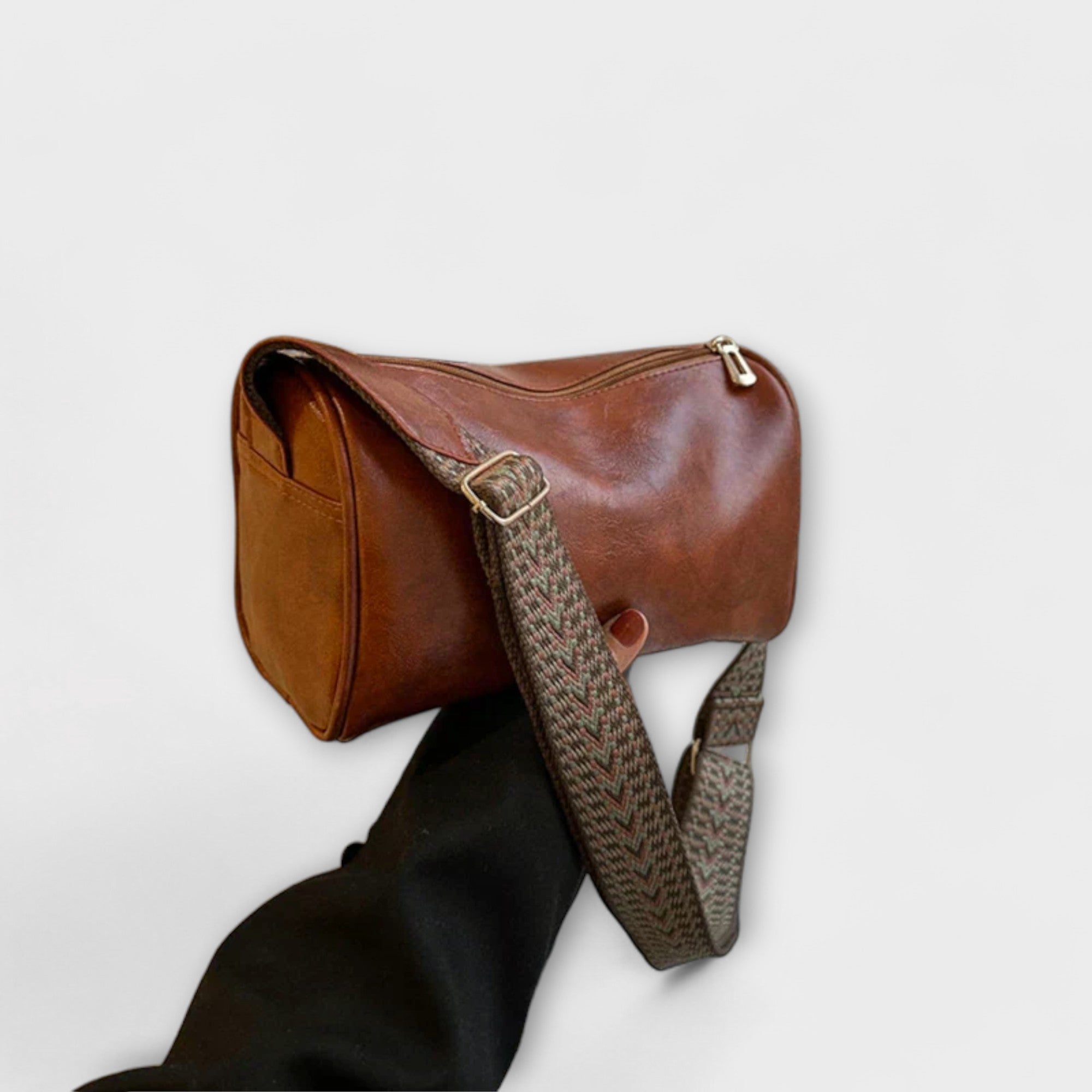 Olivia - Timeless Vintage Crossbody Bag
