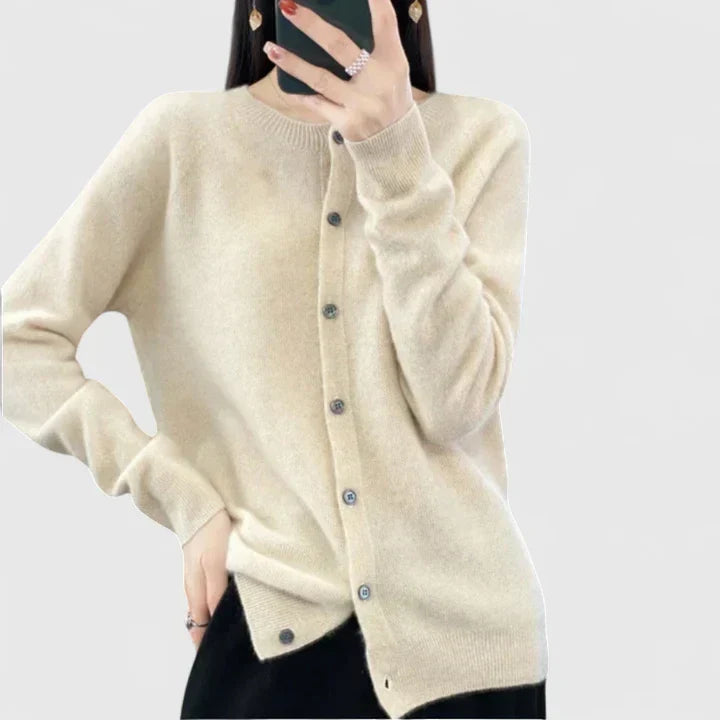 Cozy Cardigan - Ultra-Soft, All-Day Comfort