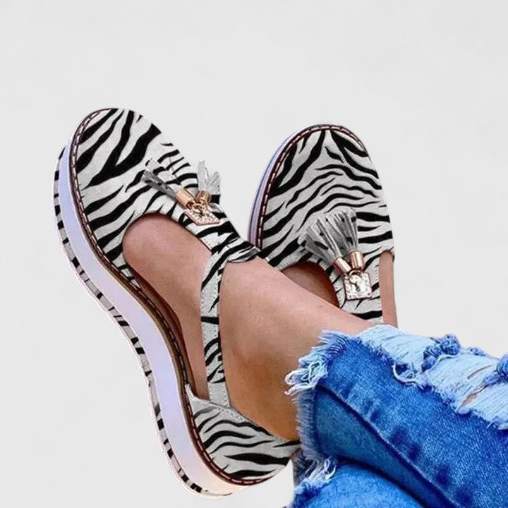 Kelsea: All-Day Comfort Orthopedic Sandals