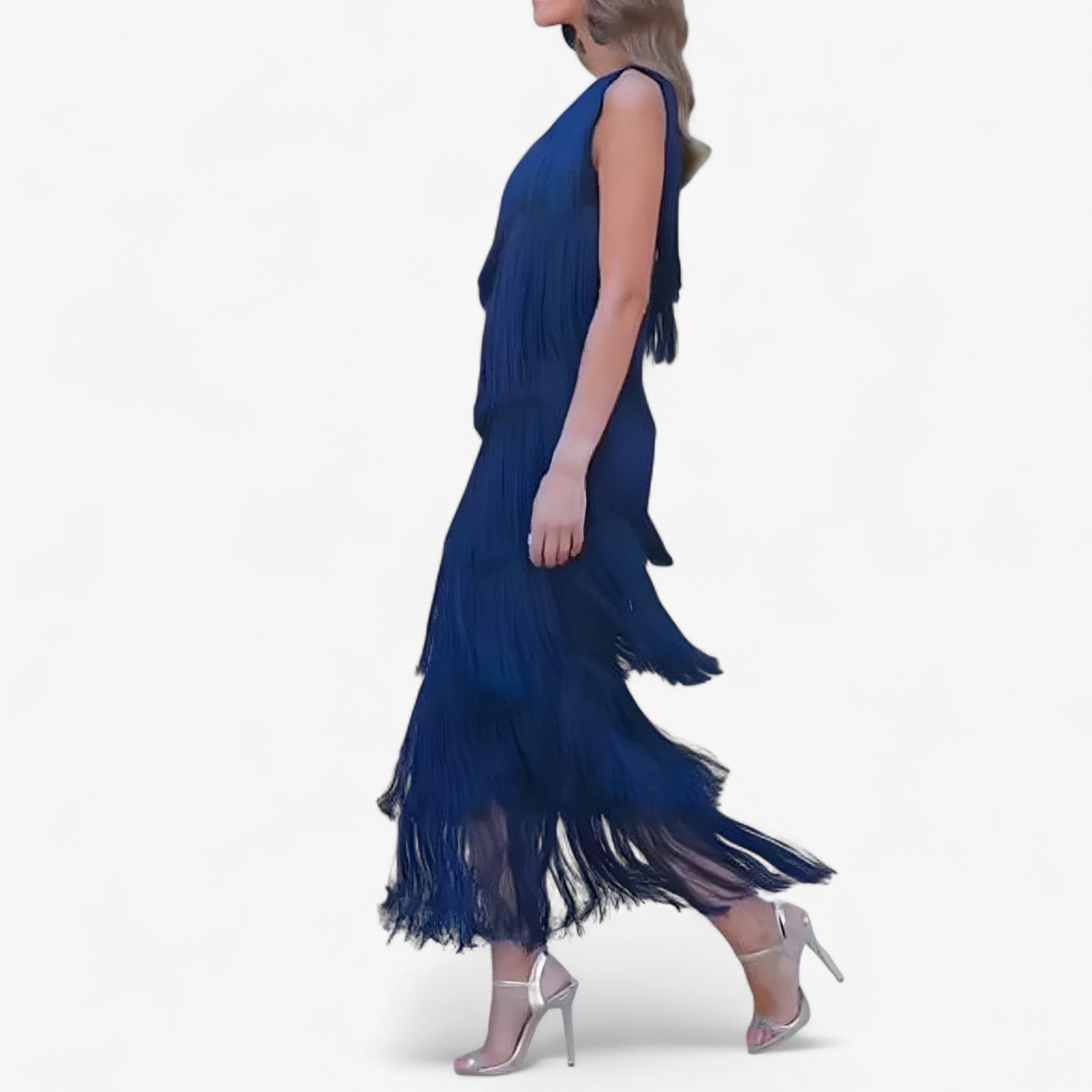 Liana | Elegant Dress with Fringes – A movement that catches the eye with every step